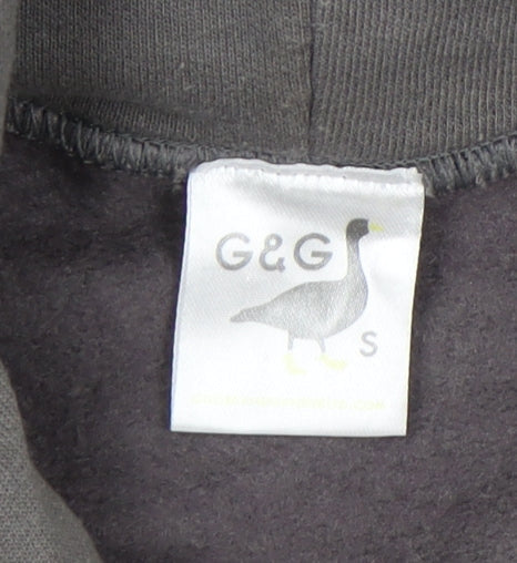 Brand and care label for G&G Men's Grey Pullover Hoodie Small Regular Fit with Logo