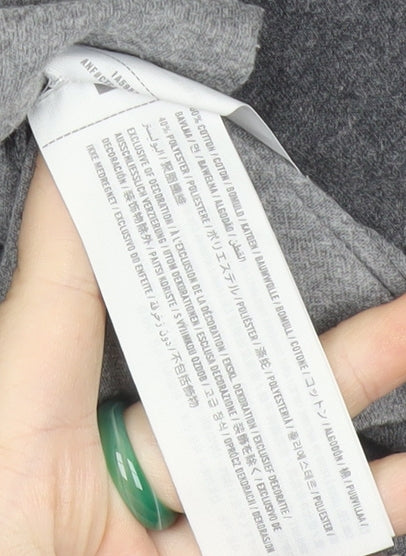 Abercrombie & Fitch Men’s Grey Long Sleeve Graphic Top Size M