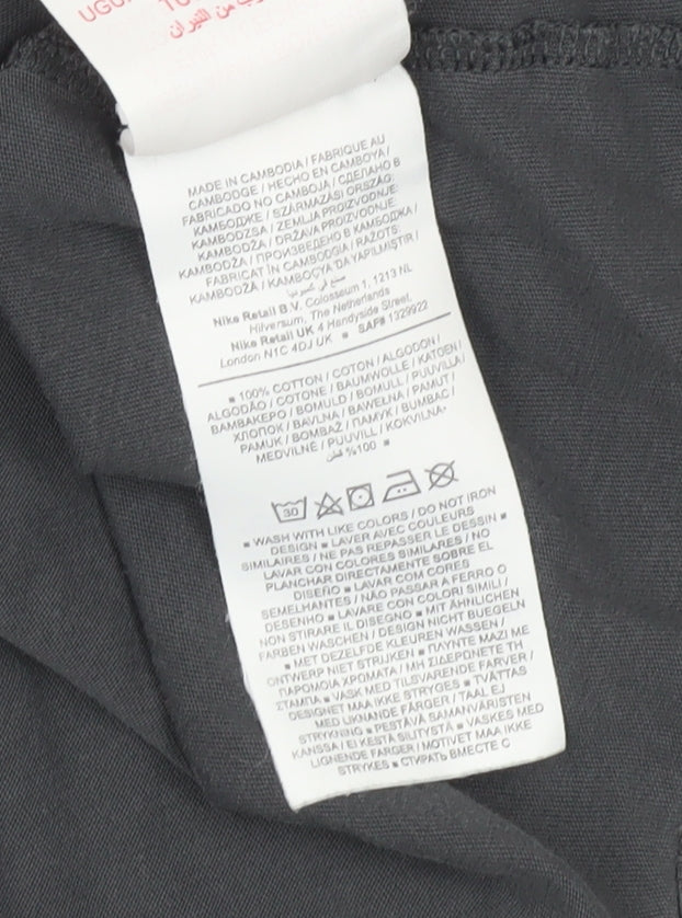 Nike Boys Black AIR Logo Graphic T-Shirt Short Sleeve 12-13 Years