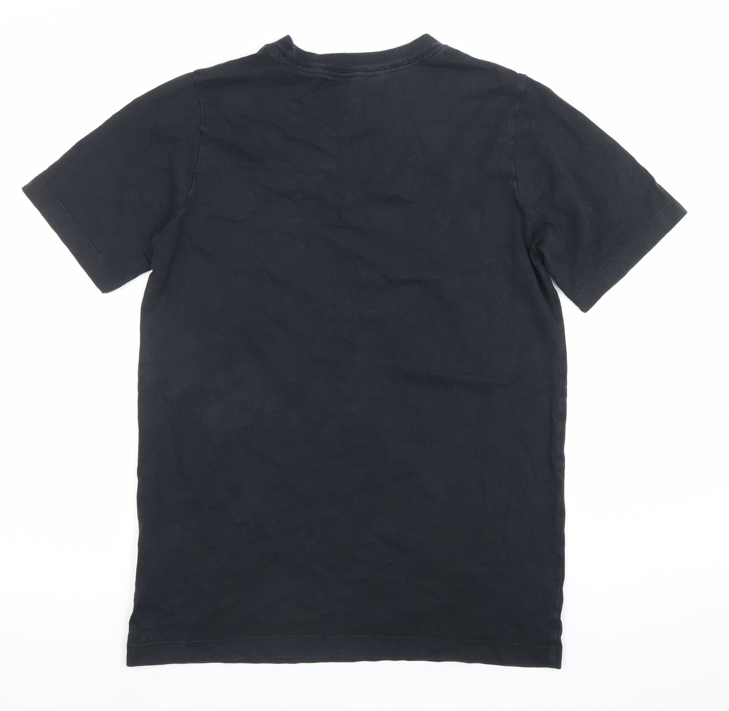 Nike Boys Black XL Graphic Logo Sports T-Shirt Casual Gym Tee