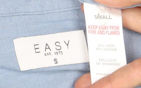 Brand and care label for Easy Men’s Blue Linen Blend Short Sleeve Button-Up Shirt S