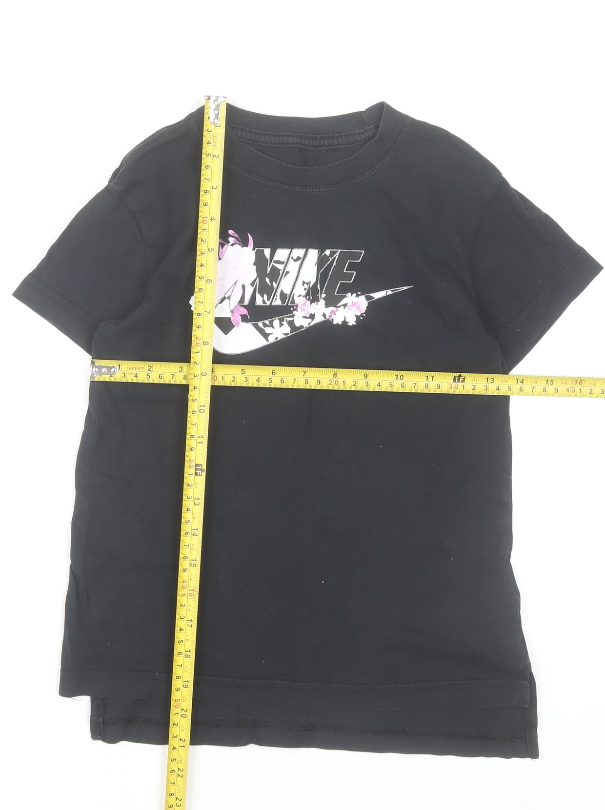 Nike Girls Black Graphic Logo T-Shirt 8-9 Years Short Sleeve Cotton