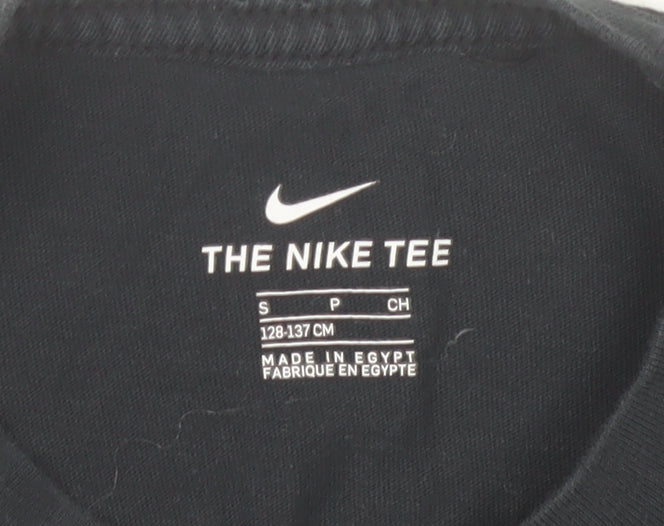 Nike Girls Black Graphic Logo T-Shirt 8-9 Years Short Sleeve Cotton
