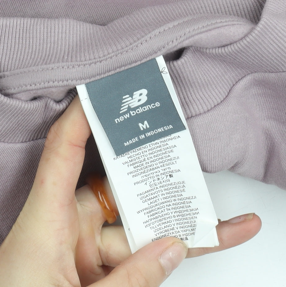 New Balance Women’s Mauve Crew Neck Pullover Sweatshirt M