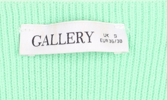 Brand and care label for Gallery women’s green knit short sleeve sweetheart neck t-shirt s