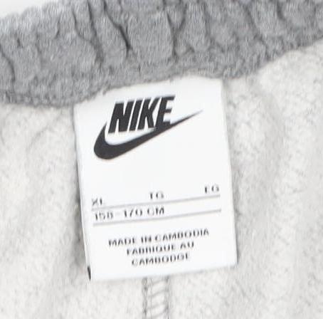 Nike Boys Grey XL Tapered Sweatpants Fleece Joggers 155/170cm