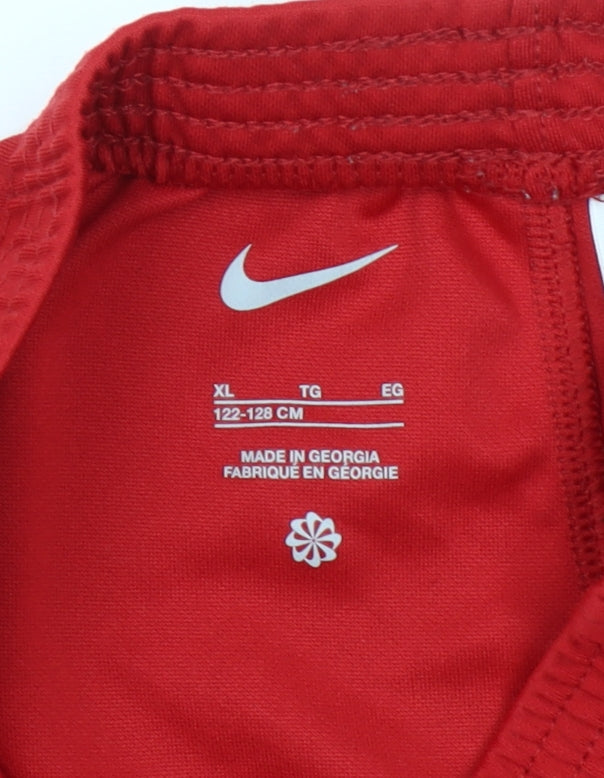 Nike Boys Red Liverpool FC XL Athletic Football Shorts