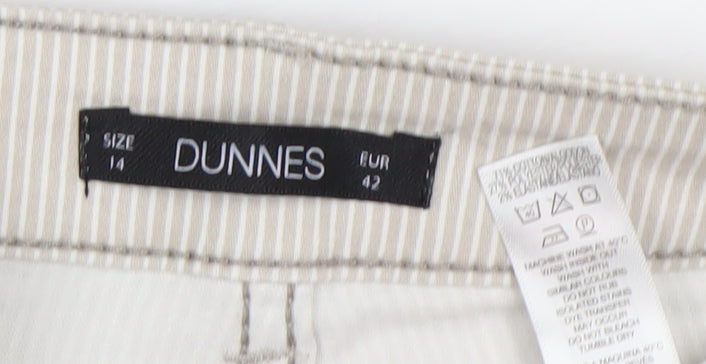 Brand and care label for Dunnes Women’s Beige Striped Straight Jeans, size UK 14, Regular Fit