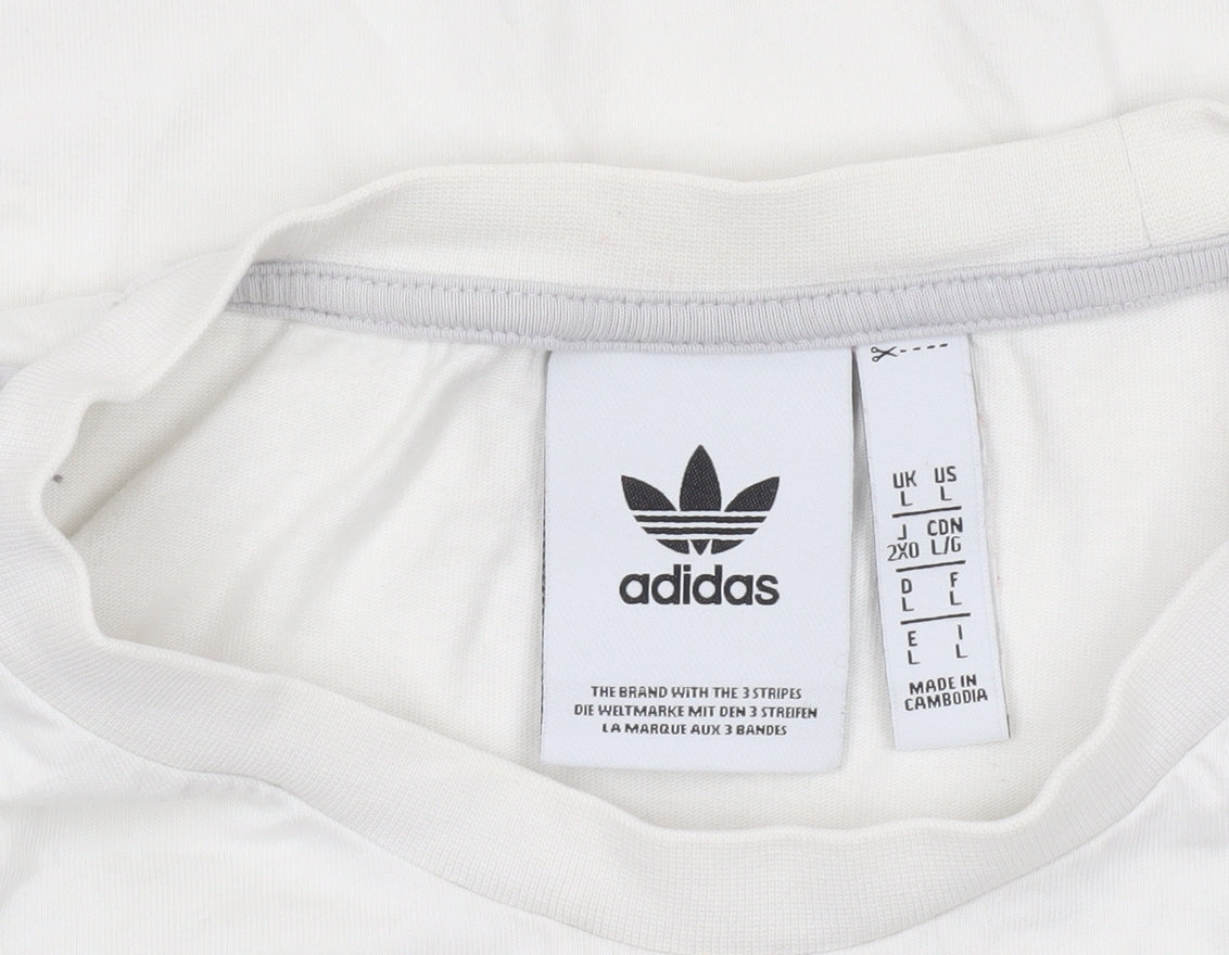 Brand and care label for Adidas men’s white grey crew neck short sleeve sports t-shirt l