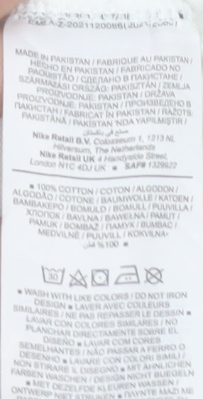 Nike Men's White Graphic Loose Fit Cotton T-Shirt Size S