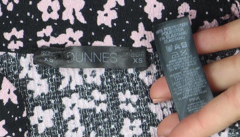 Brand and care label for Dunnes Women’s Black Floral A-Line Ruched Knee Length Dress XS