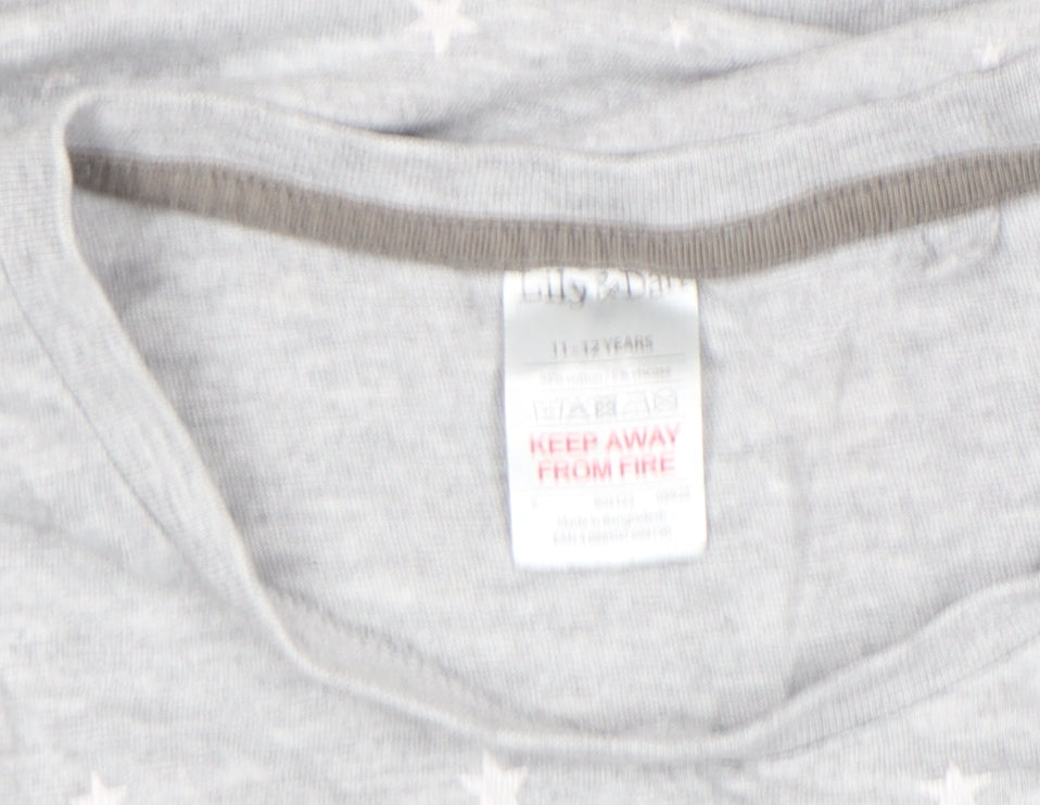 Brand and care label for Lily & Dan girls’ grey star print little boss t-shirt 11-12 years
