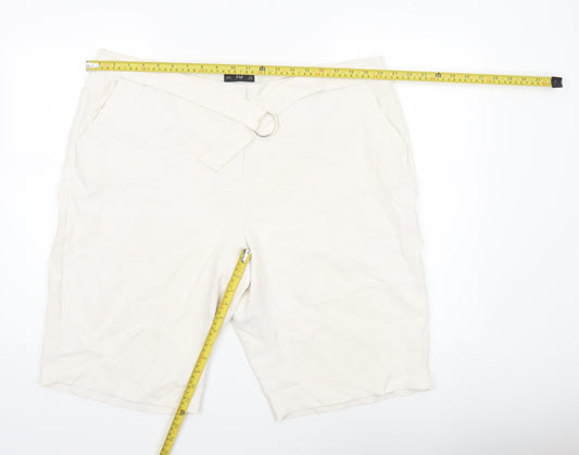 F&F Women’s Ivory Bermuda Shorts Size 20 Cotton Blend Belted Casual