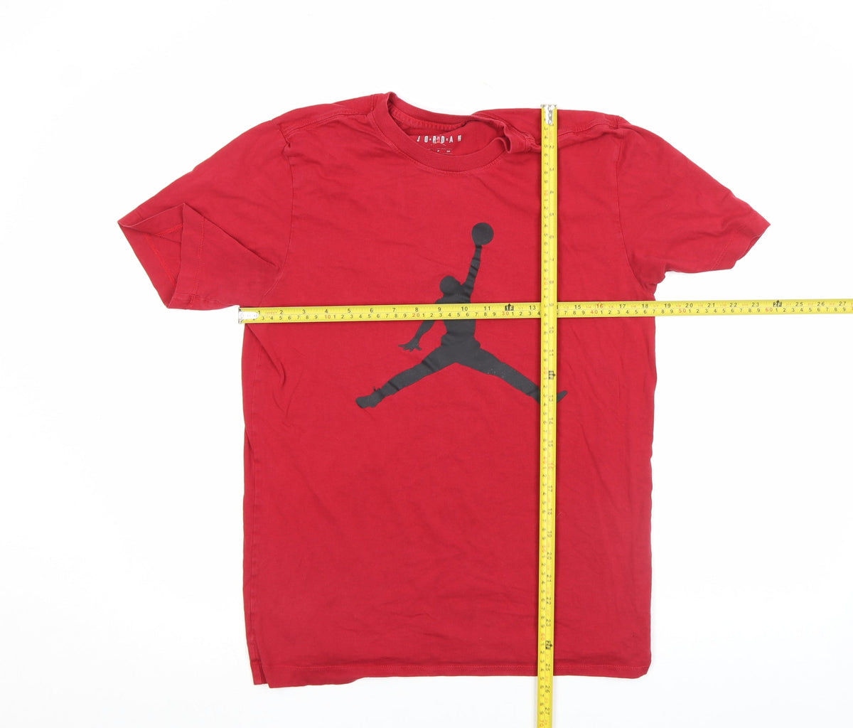 Brand and care label for Jordan Men's Red Short Sleeve Crew Neck Graphic T-Shirt, size S