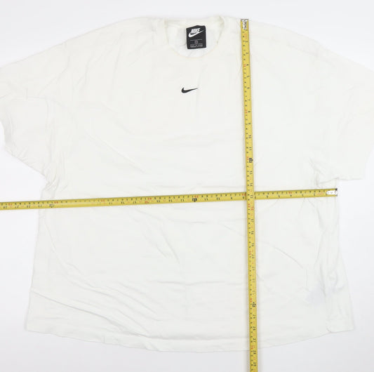 Nike Women’s White 2XL Relaxed Fit Cotton Basic T-Shirt
