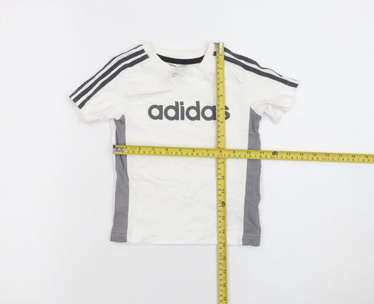 adidas Unisex Baby White Short Sleeve T-Shirt 18-24 Months Sports Logo Top