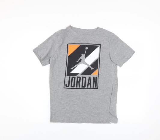Additional front view of Jordan boys’ grey graphic print short sleeve crew neck t-shirt 12-13 years