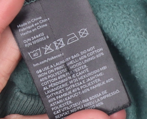 Additional view of H&M girls’ green hogwarts hoodie 7-8 years pullover hooded sweatshirt