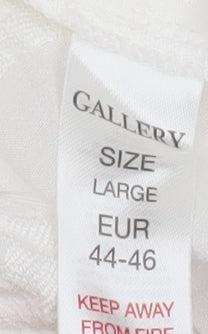 Additional view of Gallery Women’s White Floral Tunic Blouse, size UK 16, Viscose Long Sleeve