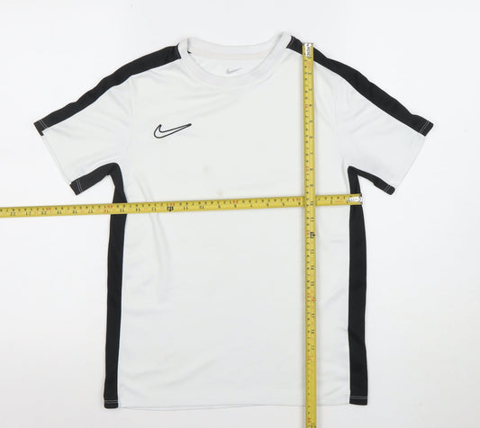 Nike Boys White Dri-FIT Mesh Sports T-Shirt Size 10-11 Years