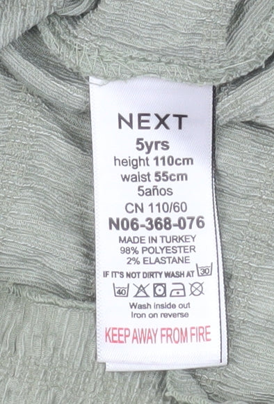 Brand and care label for Next girls’ green 5 years textured short sleeve basic t-shirt