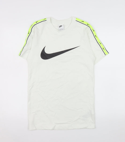 Nike Men's White XS Graphic Swoosh Short Sleeve Cotton T-Shirt