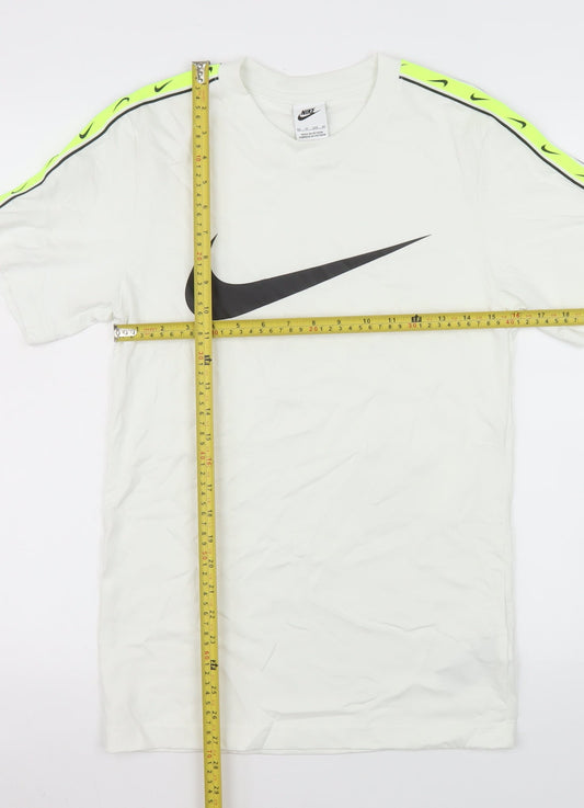 Nike Men's White XS Graphic Swoosh Short Sleeve Cotton T-Shirt