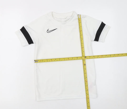 Nike Boys White Dri-Fit Sports T-Shirt Size S Short Sleeve Athletic Top