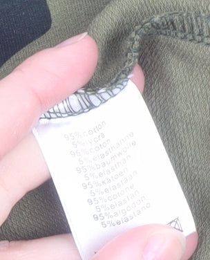 Stone Island Men's Green Camouflage Pullover Sweatshirt M