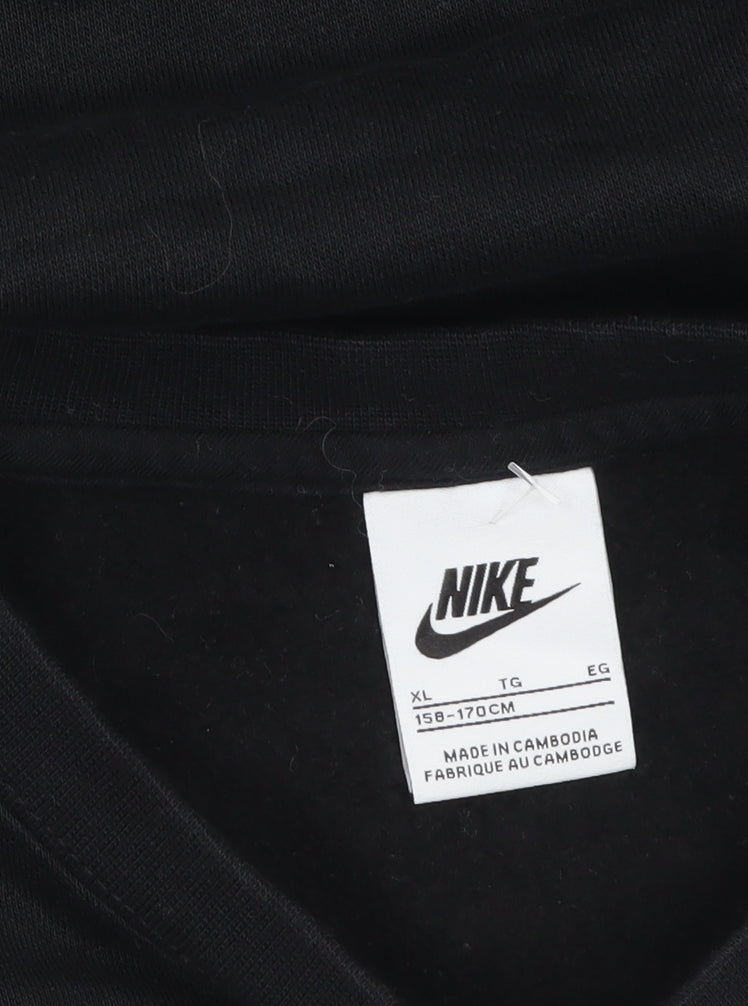 Additional view of Nike boys’ black xl pullover fleece sweatshirt with logo print