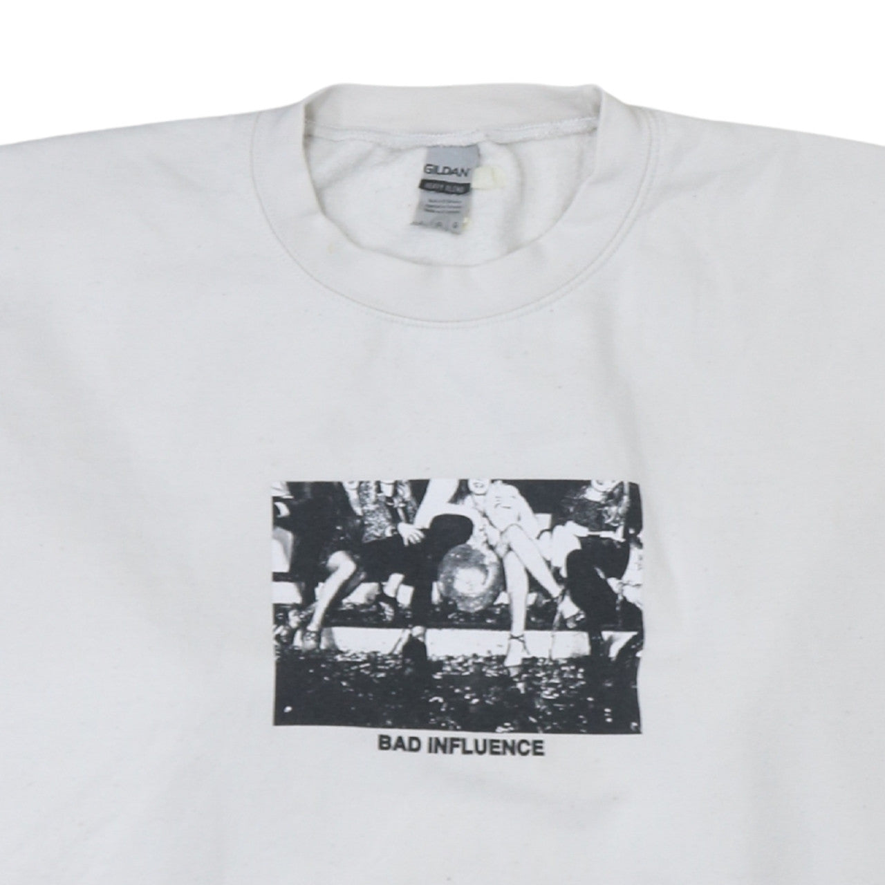 Gildan Women White Graphic Print Pullover Sweatshirt L