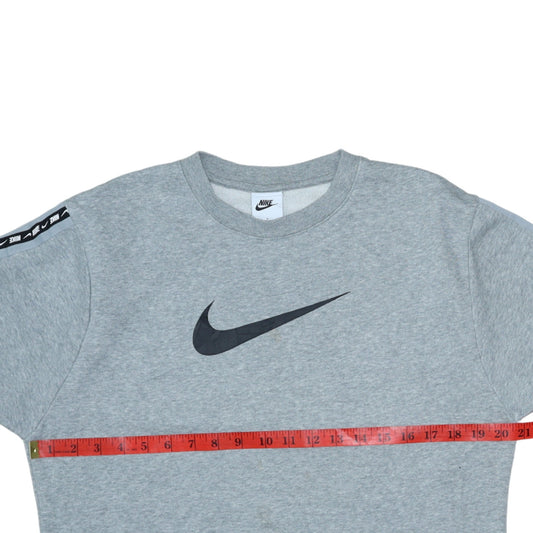 Nike Men's Grey Crew Neck Logo Pullover Sweatshirt Size S