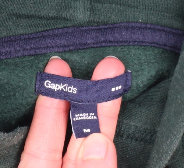 Brand and care label for Gap boys’ green logo pullover fleece hoodie, size M