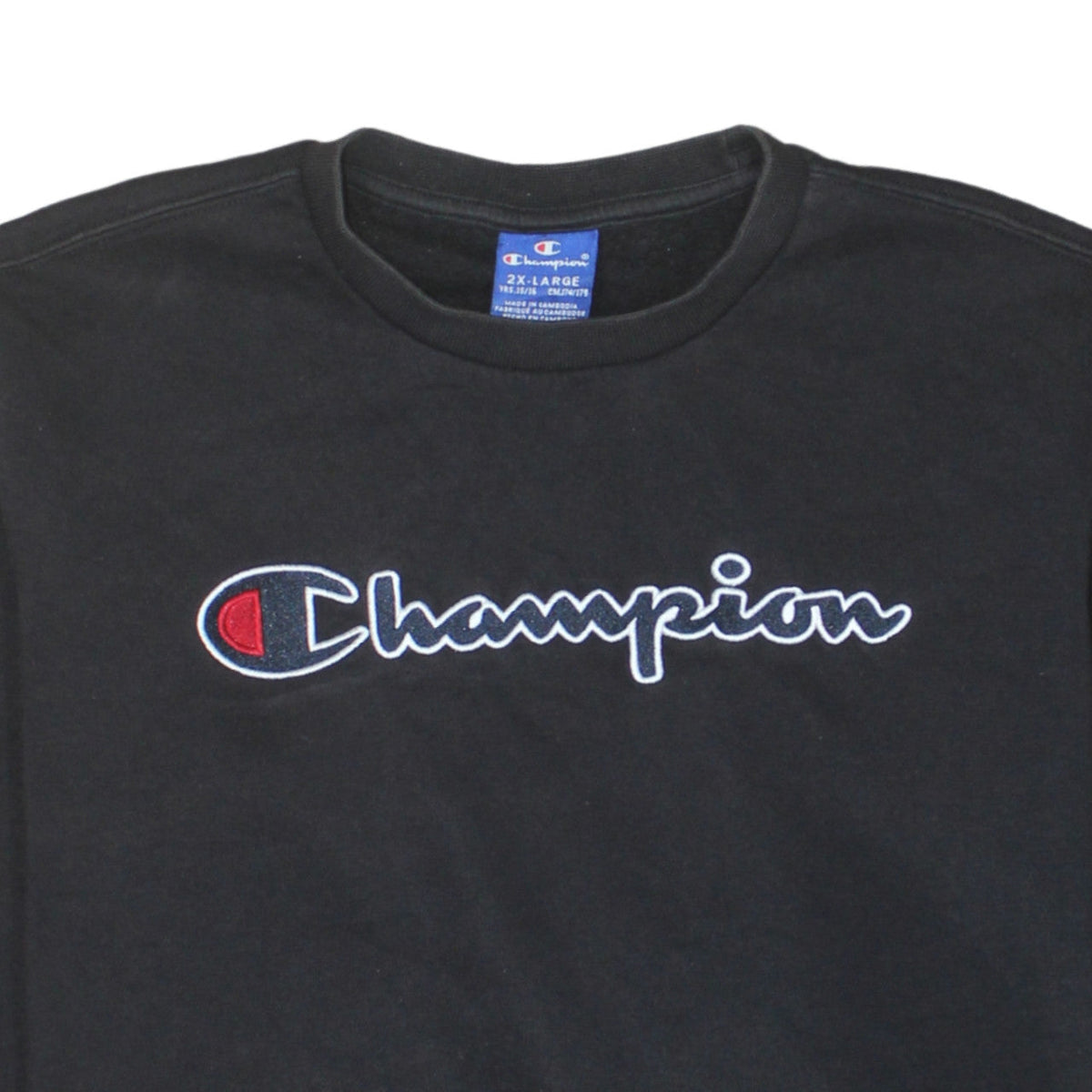 Additional view of Champion boys’ black pullover sweatshirt 15-16 years regular fit logo fleece