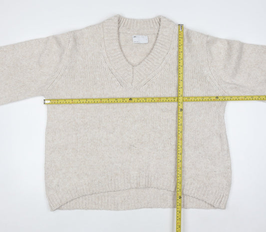 ASOS DESIGN Women's Beige Chunky-Knit V-Neck Pullover Jumper Size S