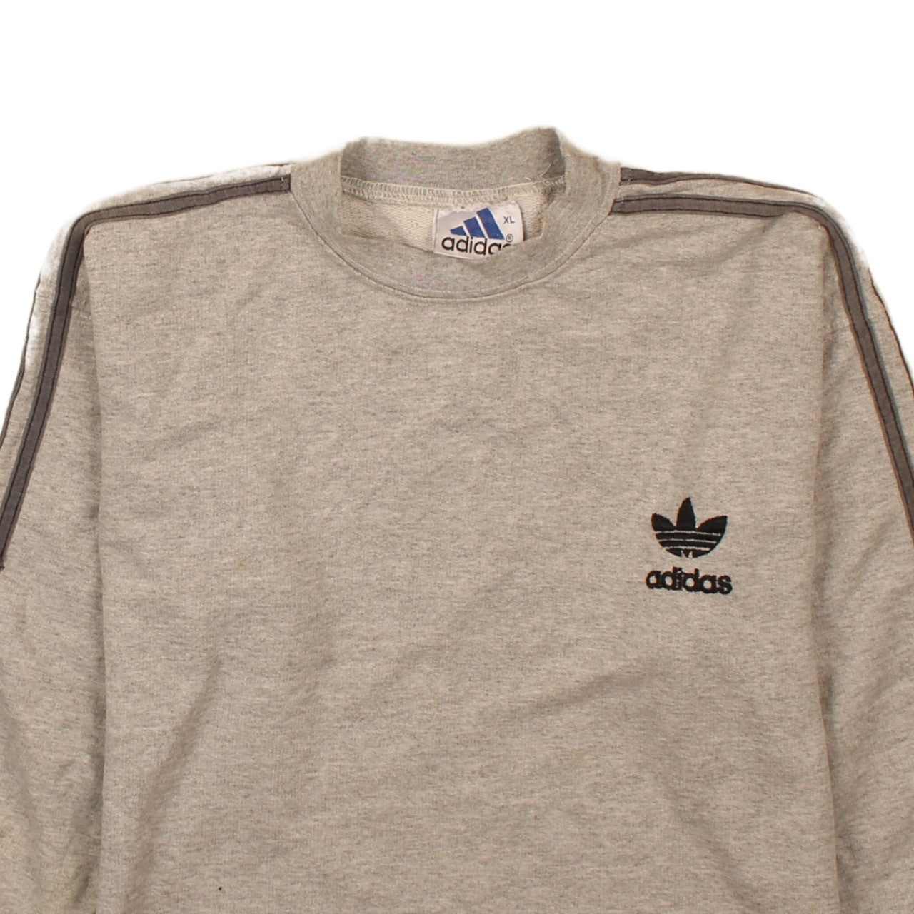 Brand and care label for Adidas men’s grey xl retro trefoil logo crew neck sweatshirt