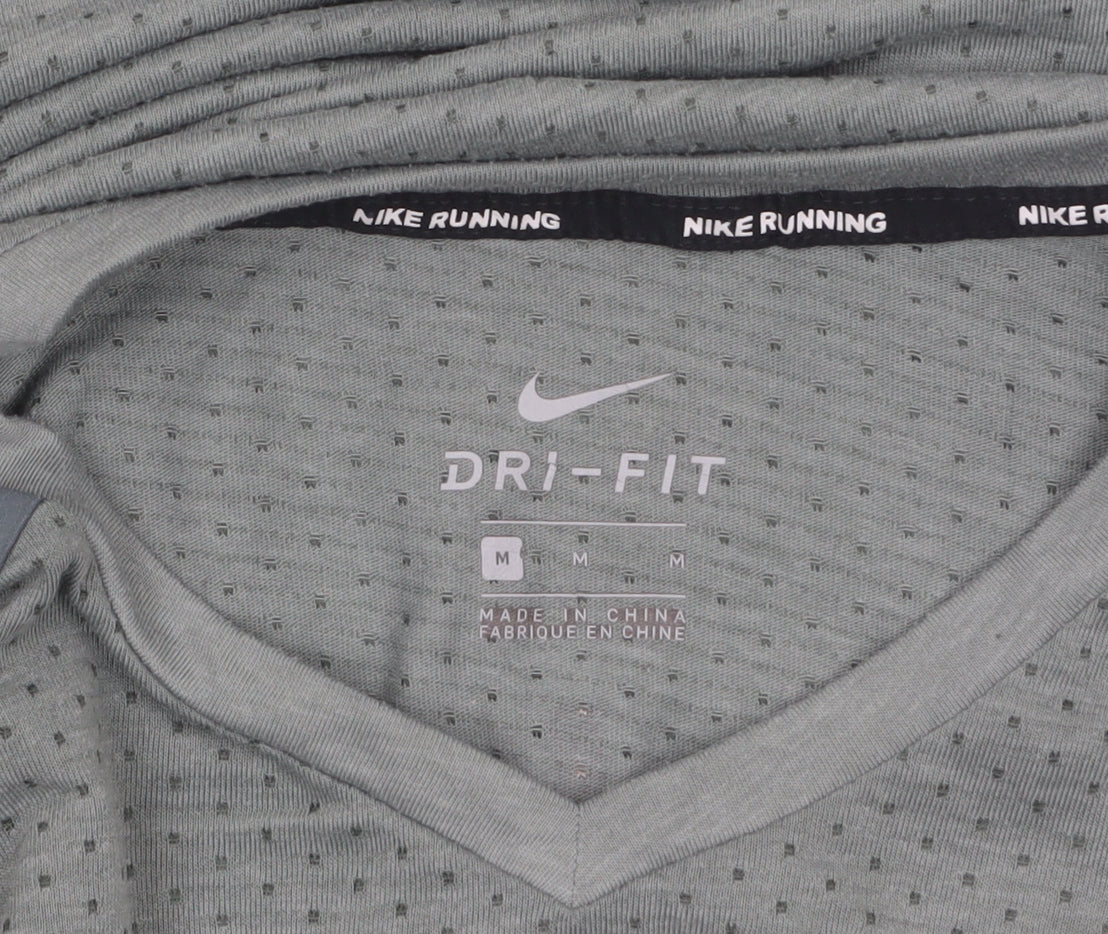 Nike Men's Grey Dri-Fit Running T-Shirt M Athletic Lightweight