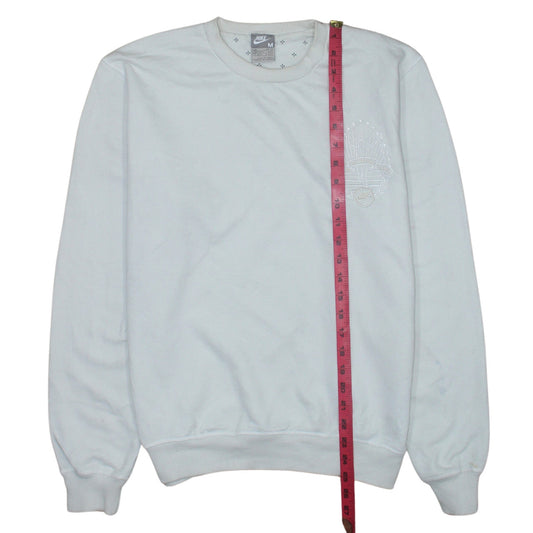 Nike Men's White Embroidered Logo Pullover Sweatshirt M Regular Fit