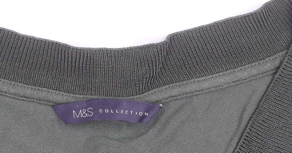 Marks and Spencer Women’s Green V-Neck Jersey T-Shirt Size 16