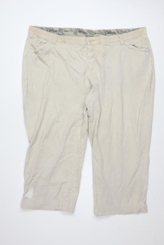 Additional front view of Lee women’s beige chino shorts, size UK 24, regular fit stretch cotton