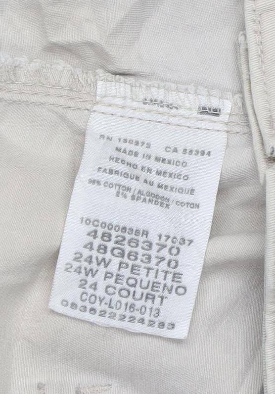 Additional view of Lee women’s beige chino shorts, size UK 24, regular fit stretch cotton