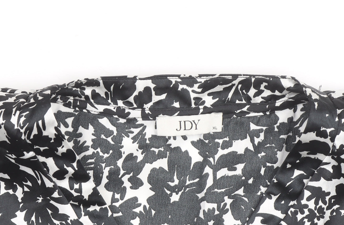 JDY Women's Black Floral V-Neck Short Sleeve Satin Blouse XL