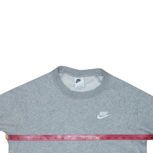 Nike Men’s Grey Crew Neck Pullover Sweatshirt Size S