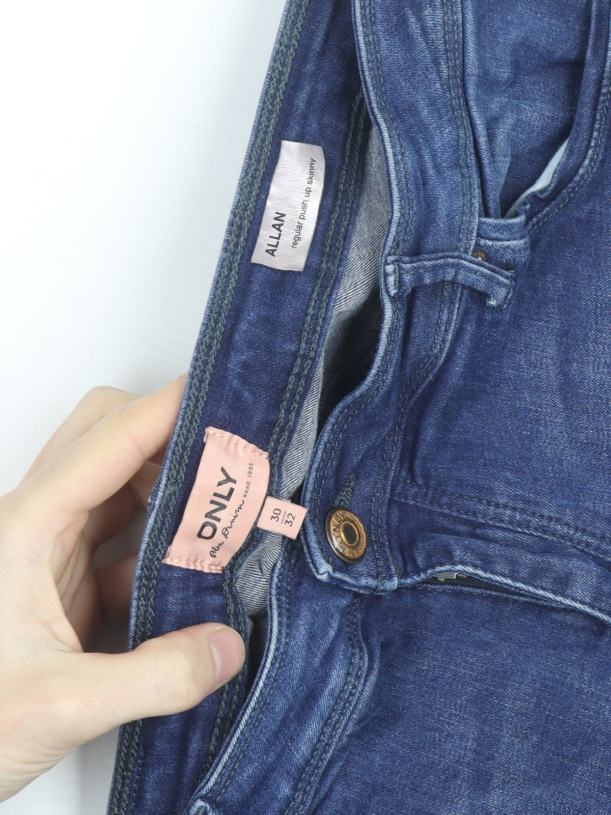 Brand and care label for Only Women's Blue Regular Fit Skinny Jeans, size 14