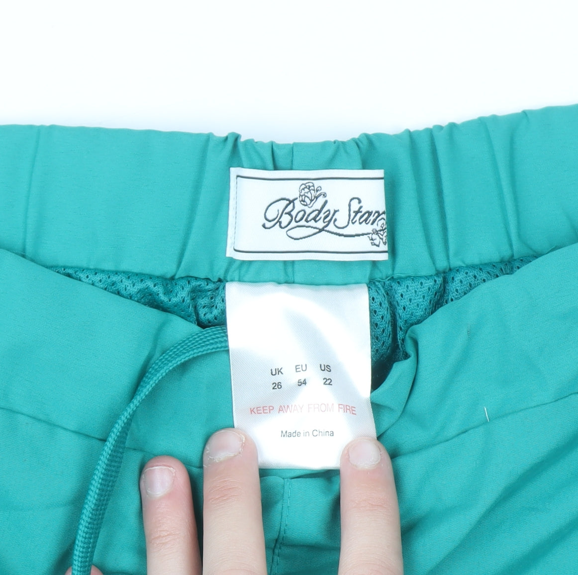 Body Star Women's Green Bermuda Active Shorts Size 26 Polyester