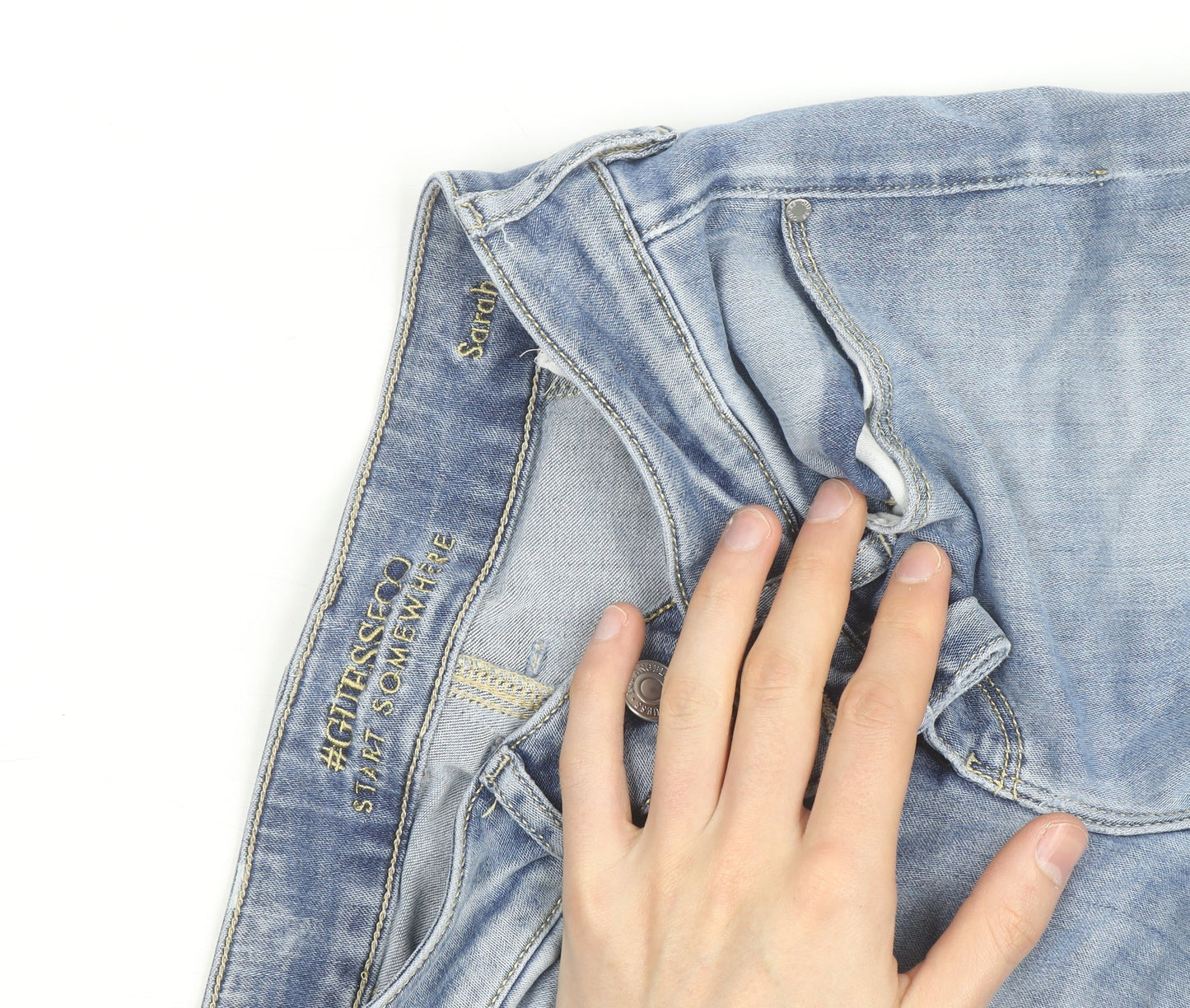 Guess Women’s Blue Cropped Denim Jeans Size M Light Wash Stretch