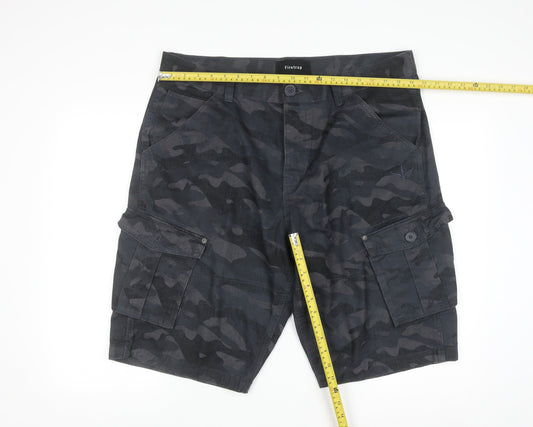 Firetrap Men's Black Camouflage Cargo Shorts 2XL Cotton