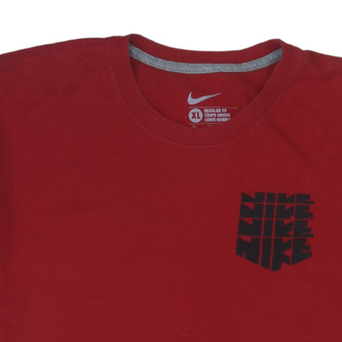 Nike Men's Red XL Regular Fit Sports Logo Crew Neck T-Shirt