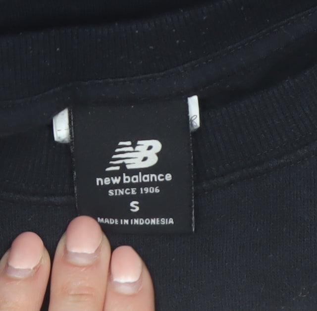 New Balance Men's Black Small Crew Neck Fleece Sweatshirt