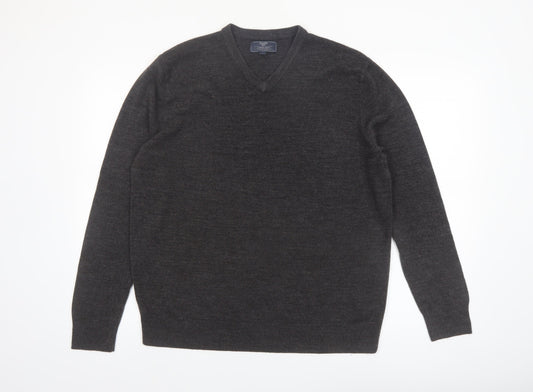 Atlantic Bay Men's Grey V-Neck Acrylic Jumper Size L